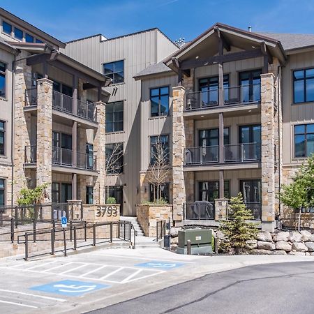 Blackstone Luxury 2Br, Walk To Skiing At Cabriolet, Mountain View, Shared Pool And Hot Tub, Gym Park Stadt Exterior foto