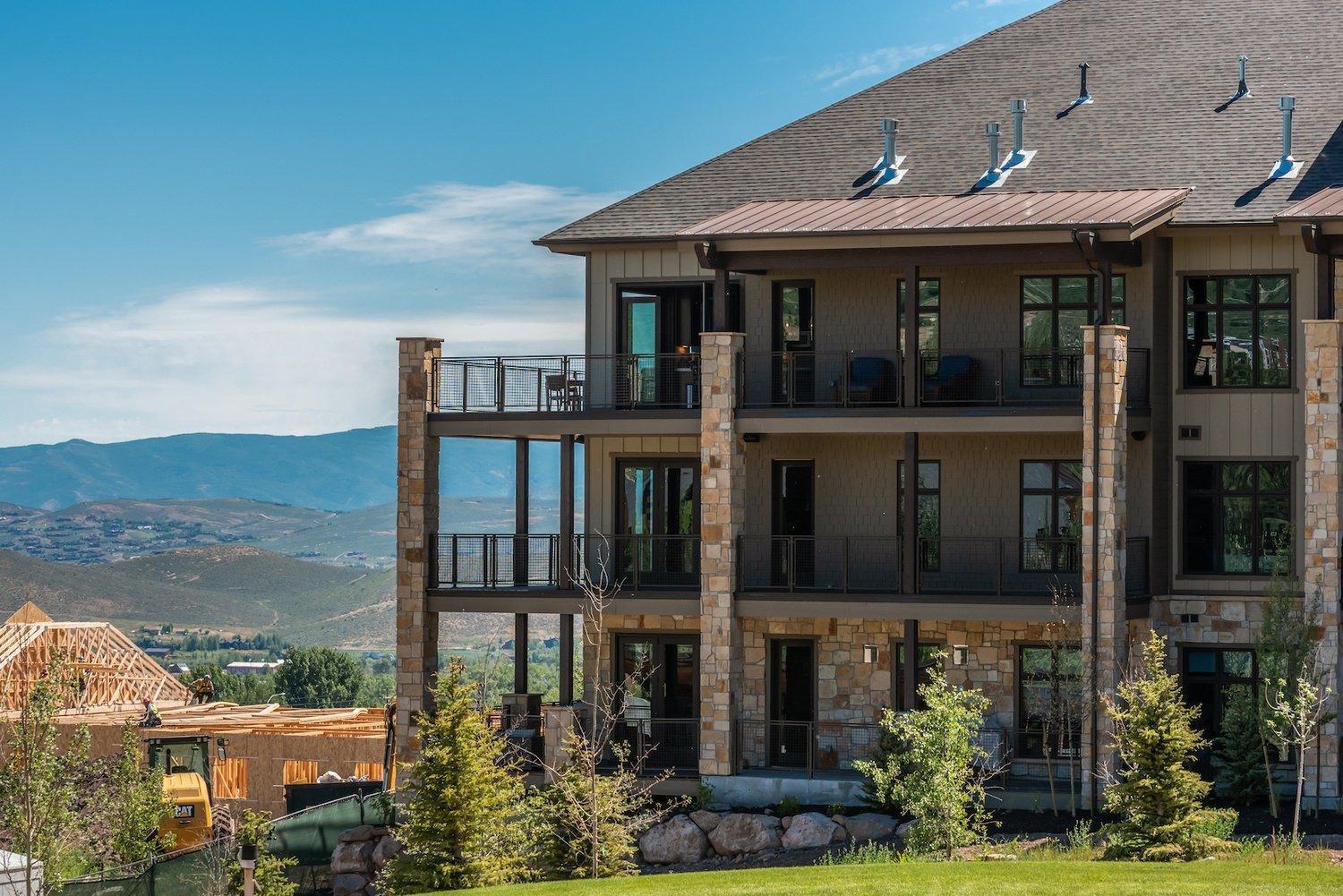 Blackstone Luxury 2Br, Walk To Skiing At Cabriolet, Mountain View, Shared Pool And Hot Tub, Gym Park Stadt Exterior foto